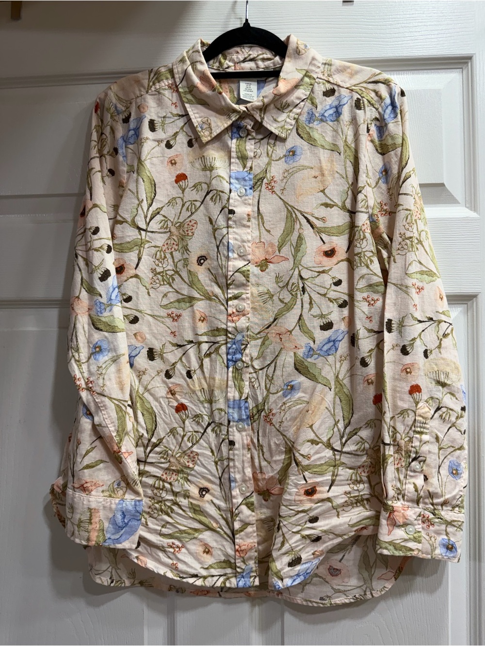 H&M Cream Button-Down Shirt with Blue, Green and Peach Floral Print